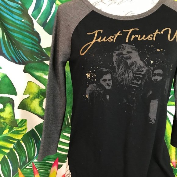 Euc $24 Star Wars Juniors Small Black Grey 3/4 Sleeve Chewie Graphic T Shirt - Picture 3 of 6